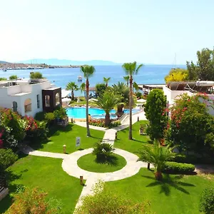 costa-luvi-hotel.aegeanhotels.net/